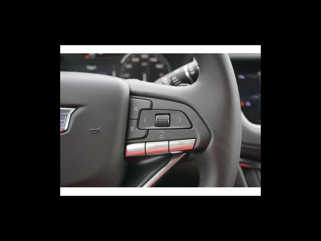 2025 Cadillac XT6 Luxury