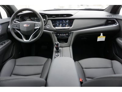 2025 Cadillac XT6 Luxury