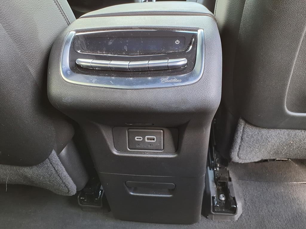 2024 Cadillac XT6 Luxury