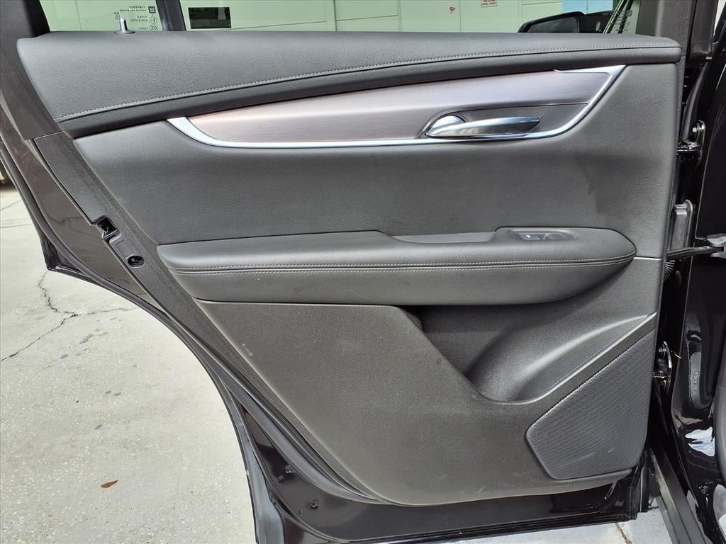 2024 Cadillac XT6 Luxury