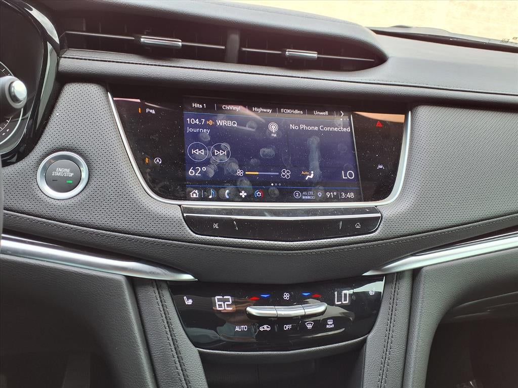 2025 Cadillac XT6 Luxury