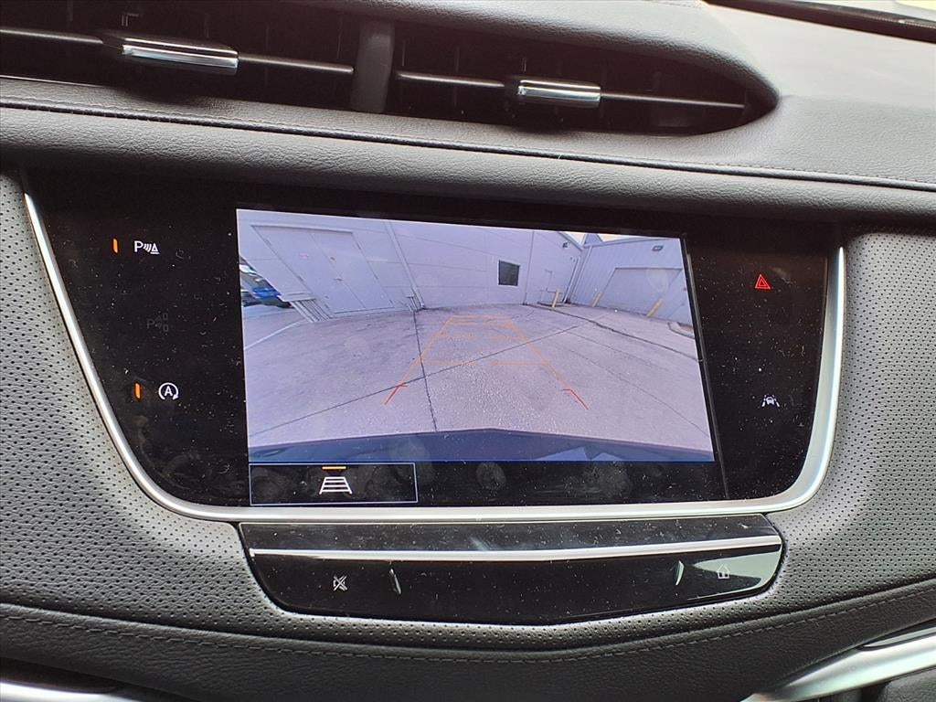 2025 Cadillac XT6 Luxury