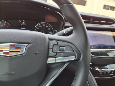 2025 Cadillac XT6 Luxury