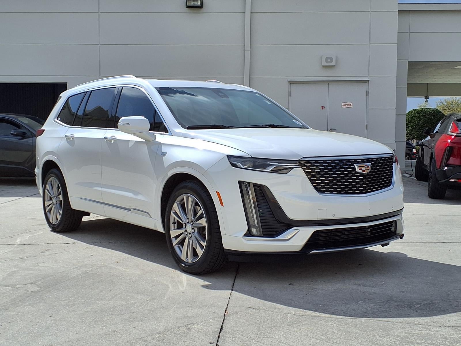 2024 Cadillac XT6 Premium Luxury