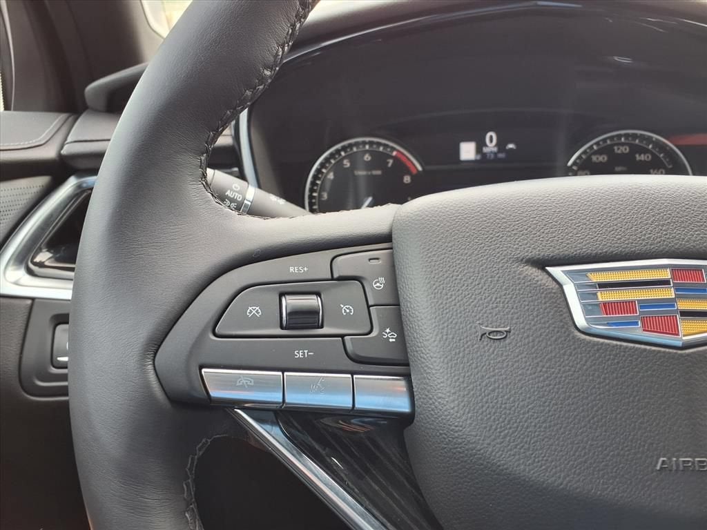 2025 Cadillac XT6 Premium Luxury