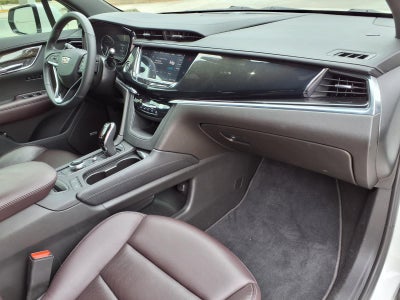 2022 Cadillac XT6 Premium Luxury