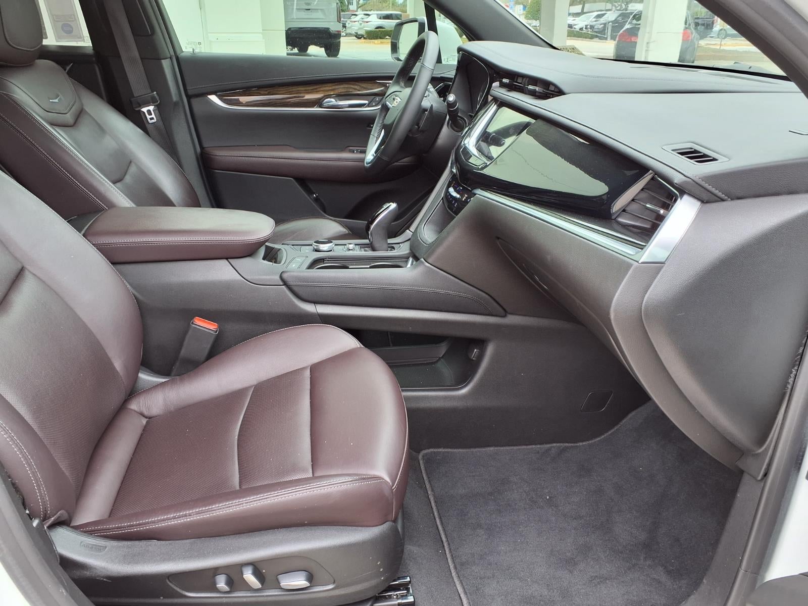 2022 Cadillac XT6 Premium Luxury