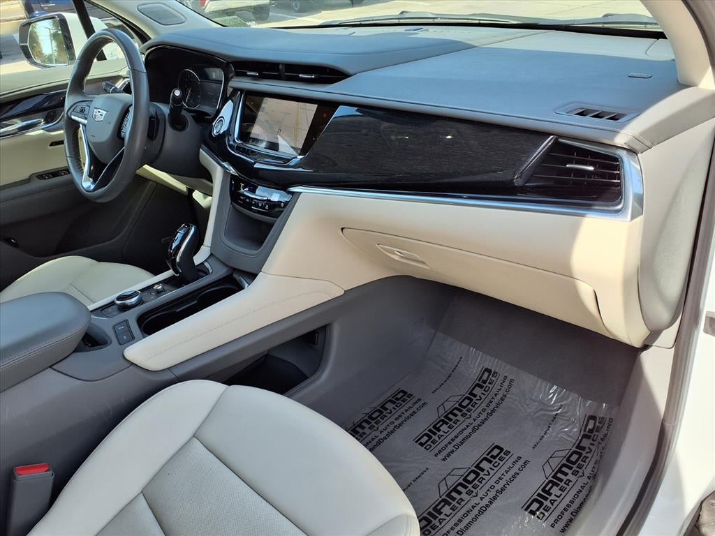 2023 Cadillac XT6 Premium Luxury