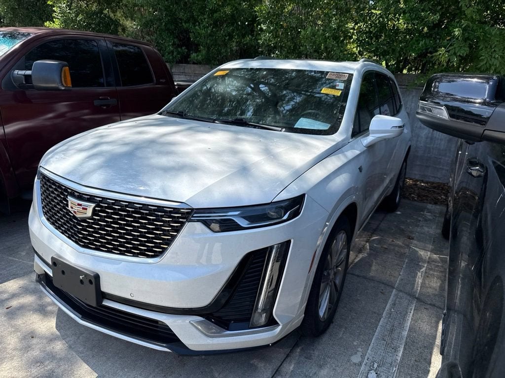 2023 Cadillac XT6 Premium Luxury
