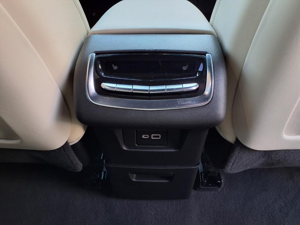 2022 Cadillac XT6 Sport