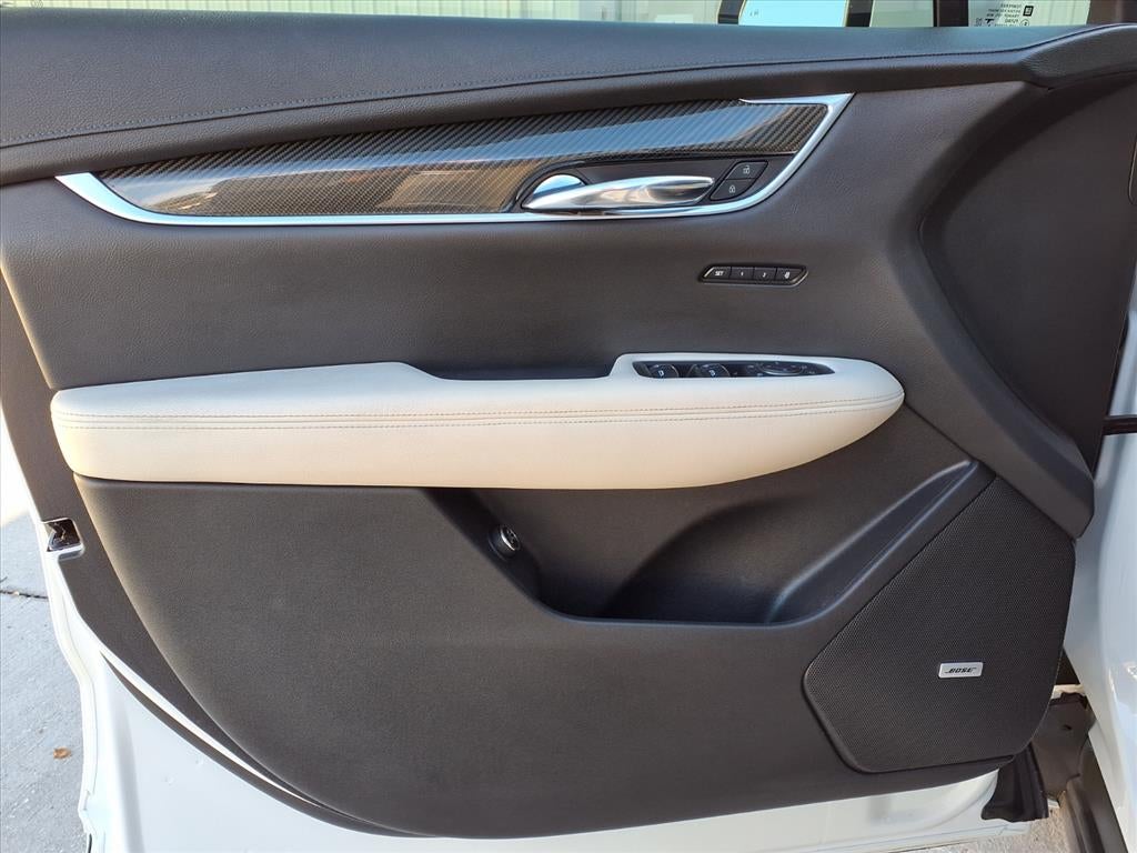 2022 Cadillac XT6 Sport