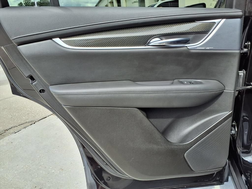 2024 Cadillac XT6 Sport