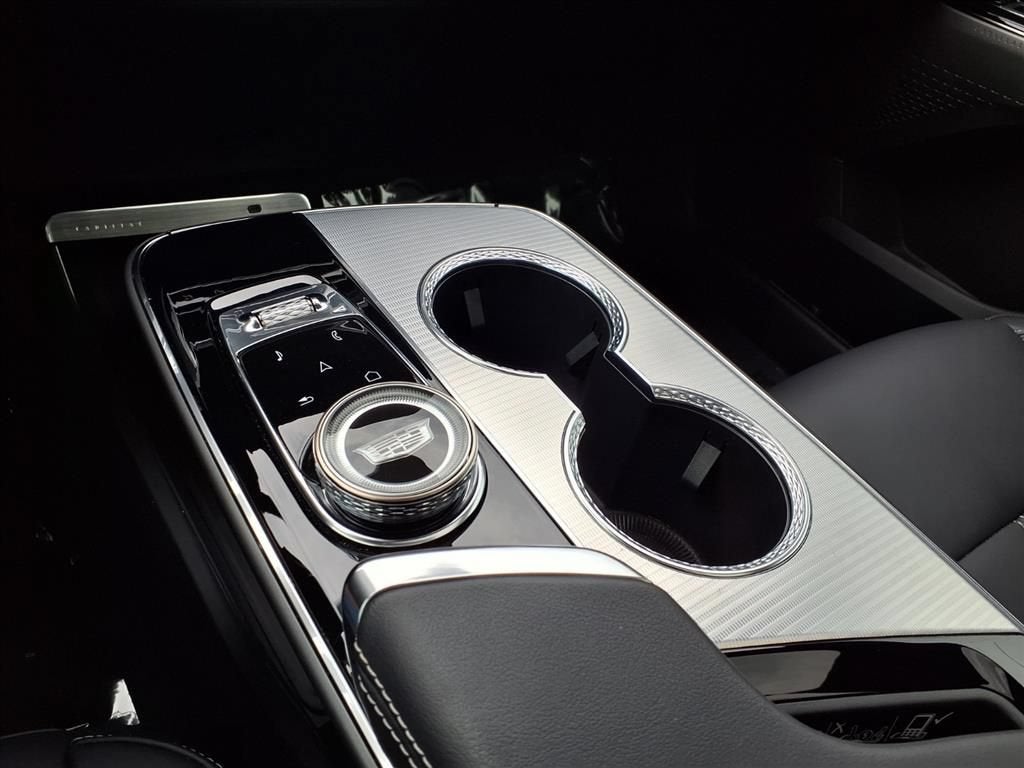 2024 Cadillac LYRIQ Tech