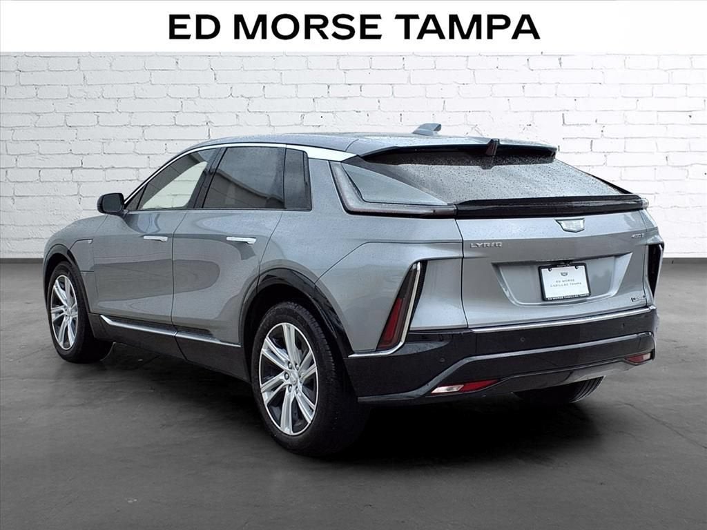 2024 Cadillac LYRIQ Tech
