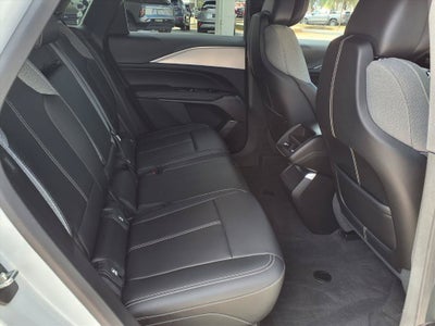 2024 Cadillac LYRIQ Tech