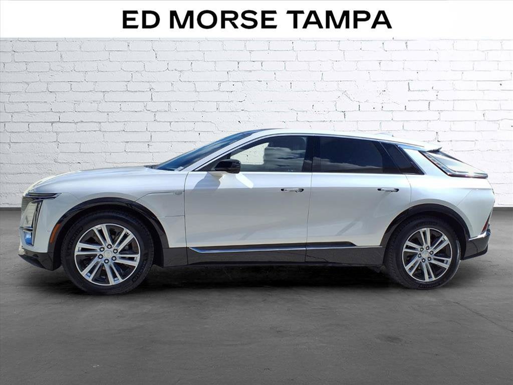 2024 Cadillac LYRIQ Tech