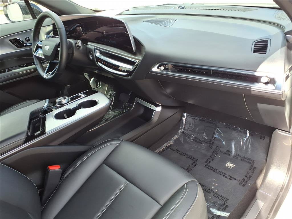 2024 Cadillac LYRIQ Tech