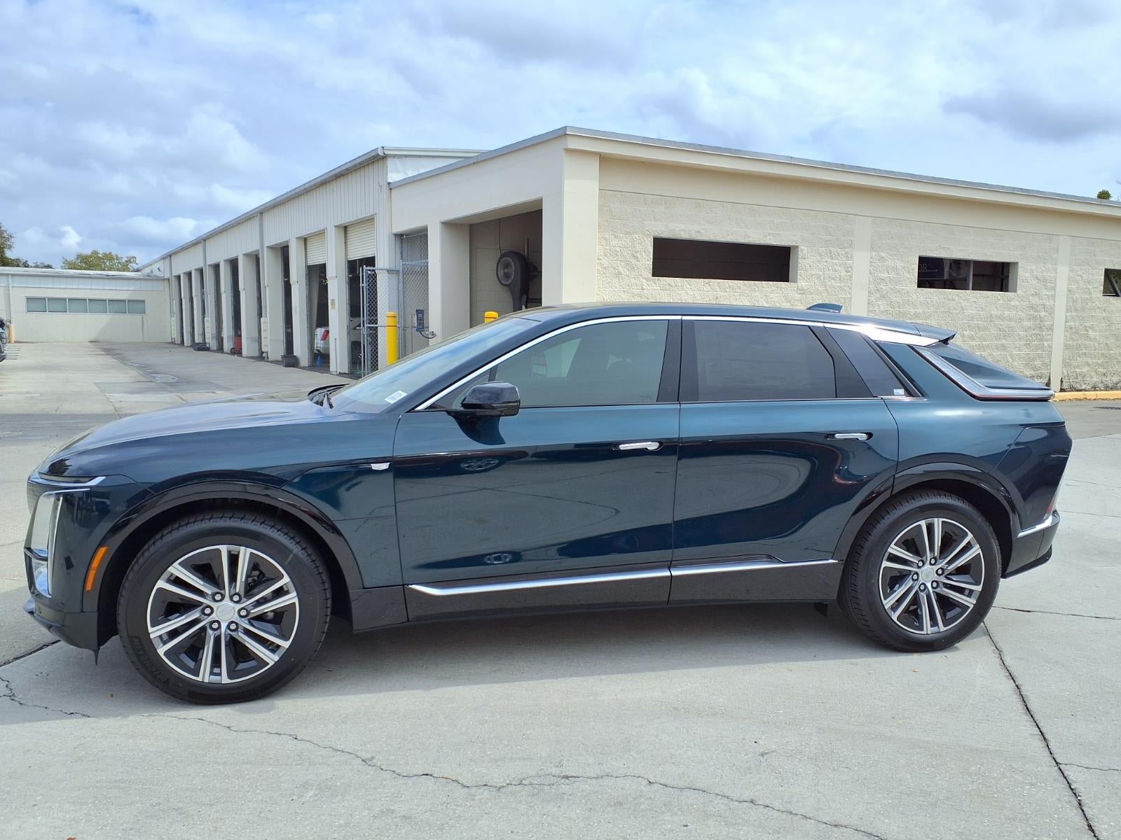 2026 Cadillac LYRIQ Luxury