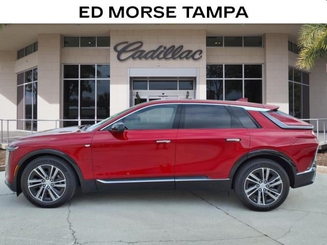 2025 Cadillac LYRIQ Luxury 1