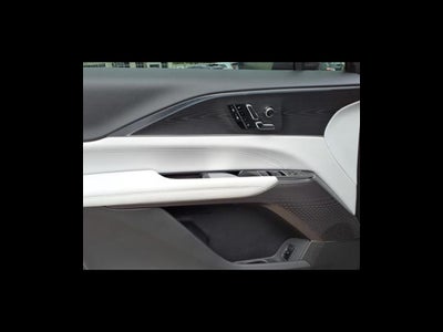 2025 Cadillac LYRIQ Luxury 1