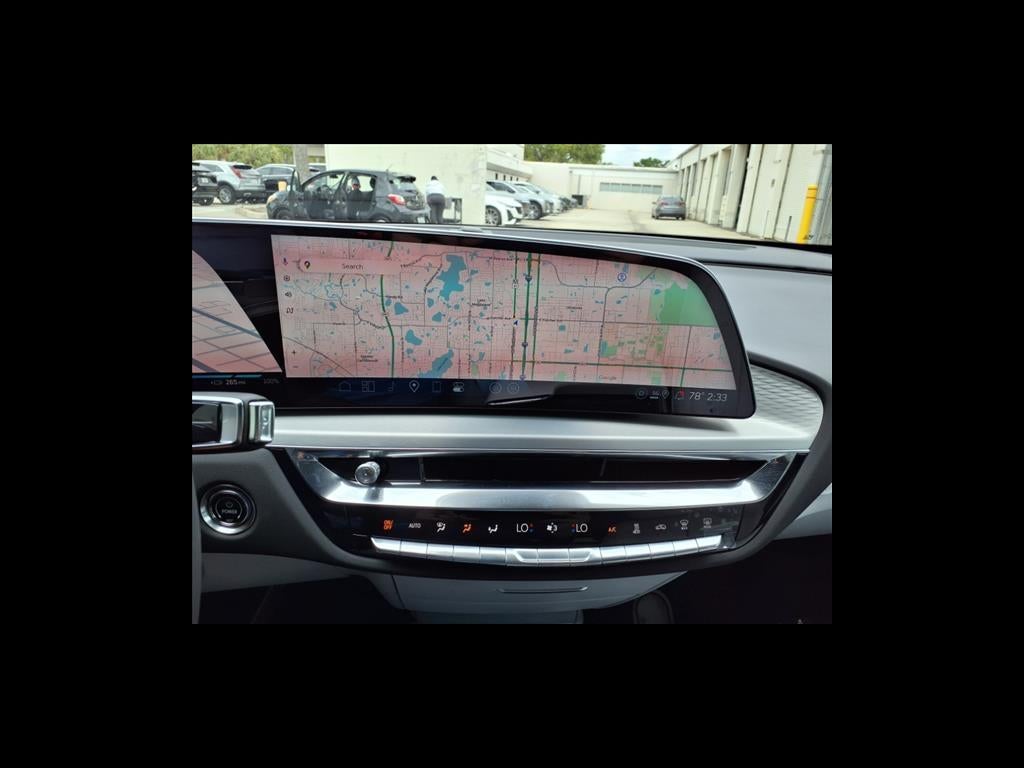 2025 Cadillac LYRIQ Luxury 1