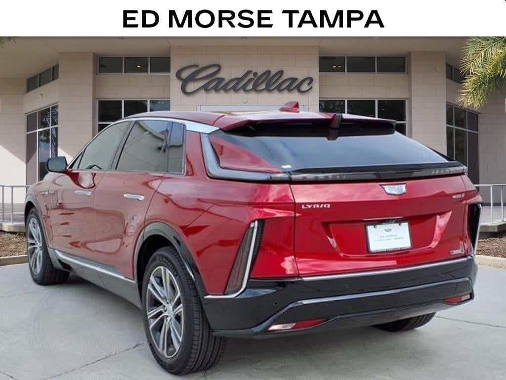 2025 Cadillac LYRIQ Luxury 1