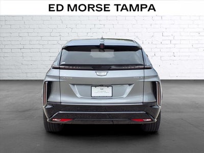 2024 Cadillac LYRIQ Luxury 1