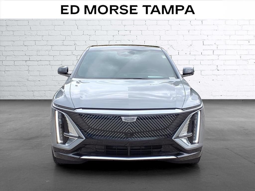 2024 Cadillac LYRIQ Luxury 1