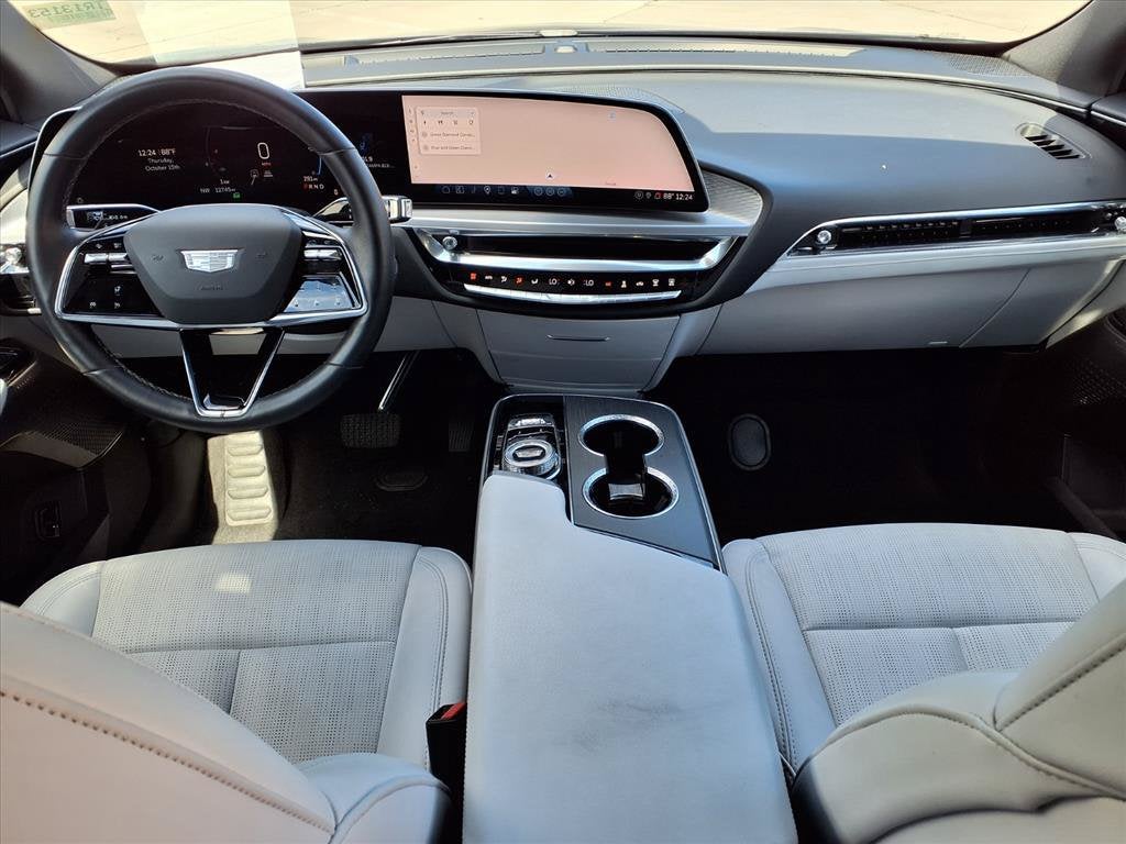 2024 Cadillac LYRIQ Luxury 1 - Photo 11