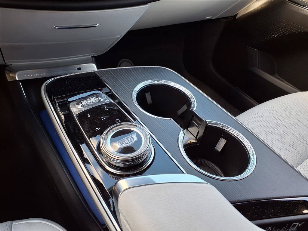 2024 Cadillac LYRIQ Luxury 1 - Photo 15