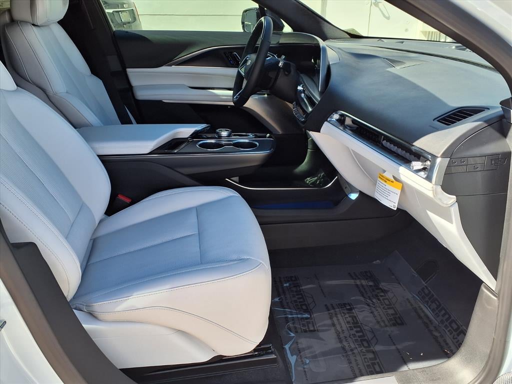 2026 Cadillac LYRIQ Premium Luxury