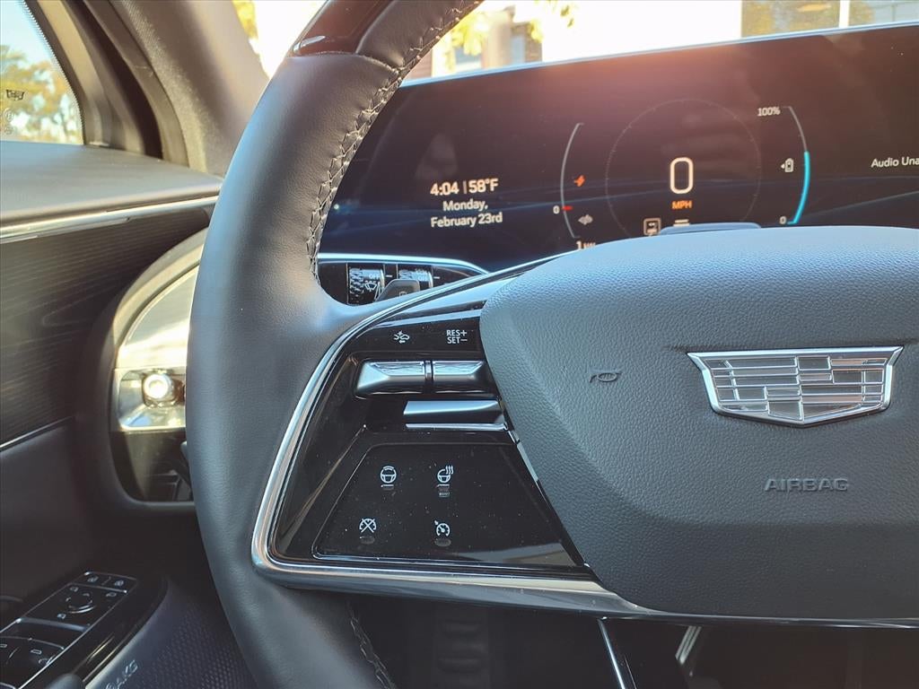 2024 Cadillac LYRIQ Luxury 3