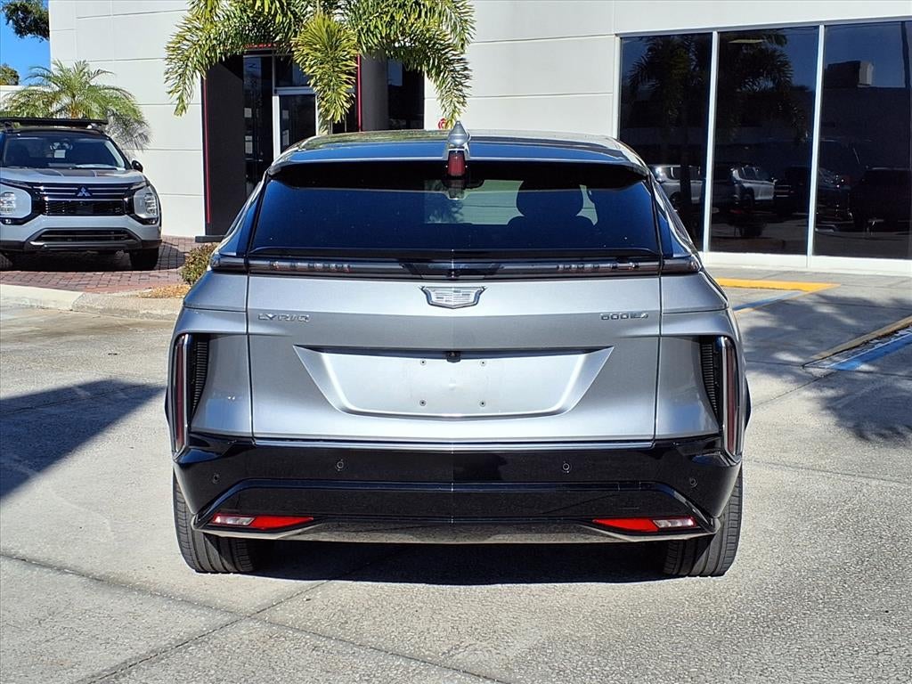 2024 Cadillac LYRIQ Luxury 3