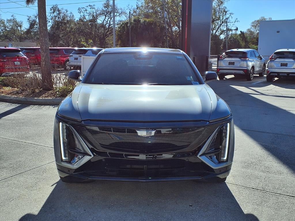 2024 Cadillac LYRIQ Luxury 3