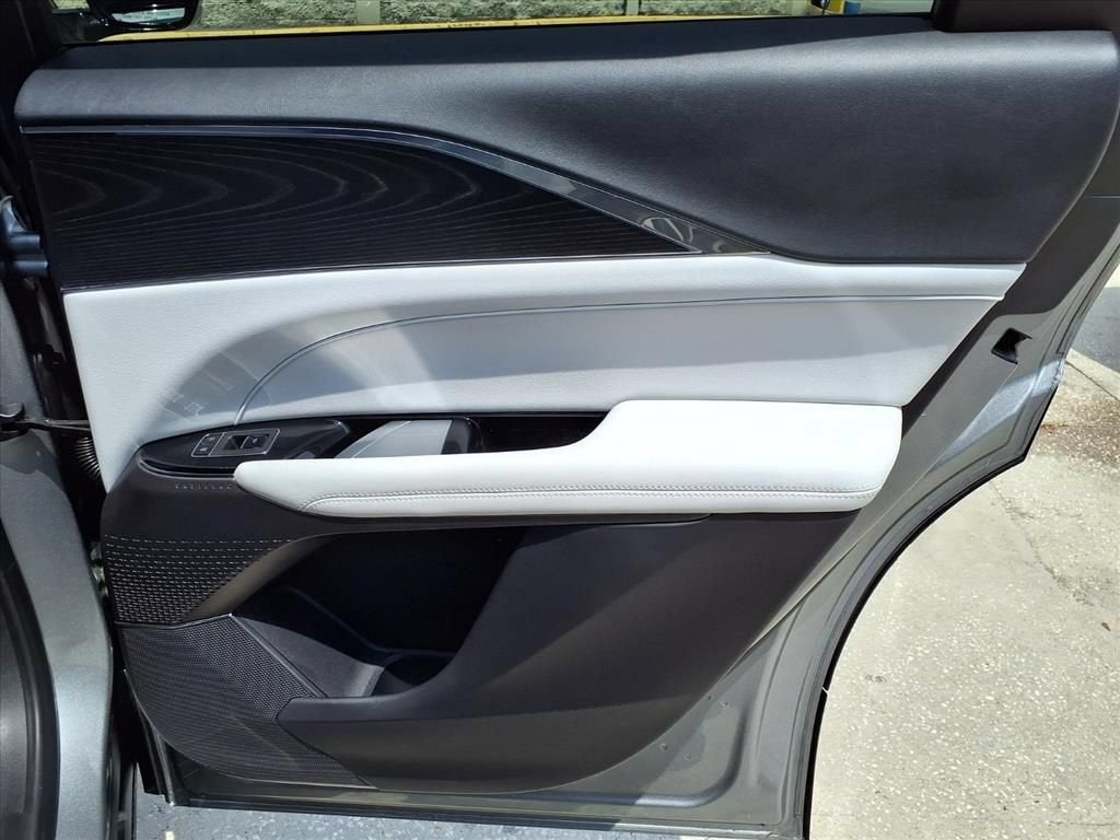 2024 Cadillac LYRIQ Sport 1 - Photo 11