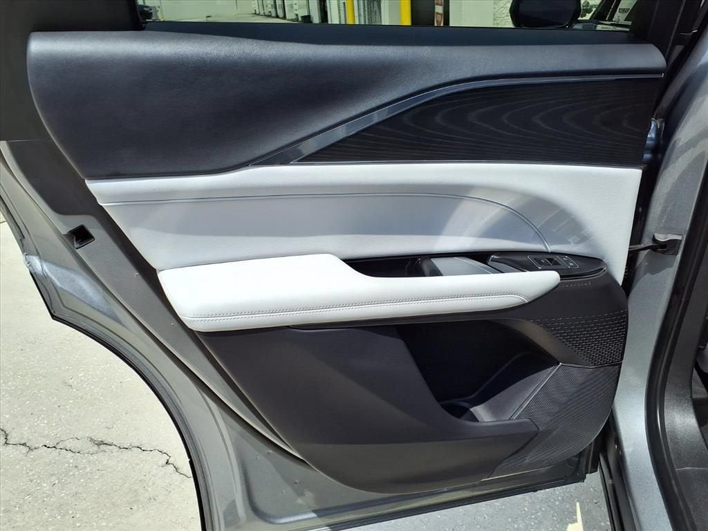 2024 Cadillac LYRIQ Sport 1 - Photo 16