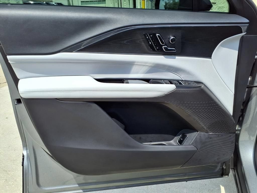 2024 Cadillac LYRIQ Sport 1 - Photo 19