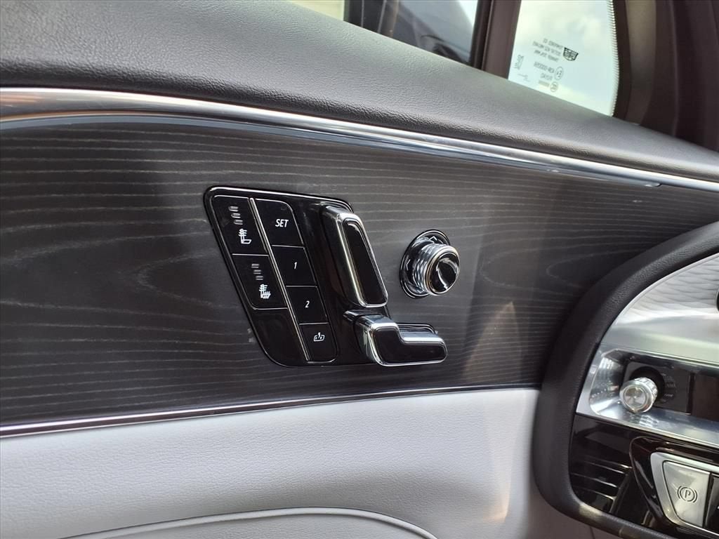 2024 Cadillac LYRIQ Sport 1