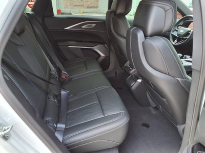 2025 Cadillac LYRIQ Luxury 3