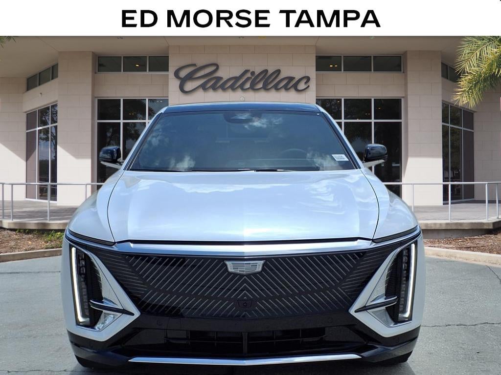 2025 Cadillac LYRIQ Luxury 3