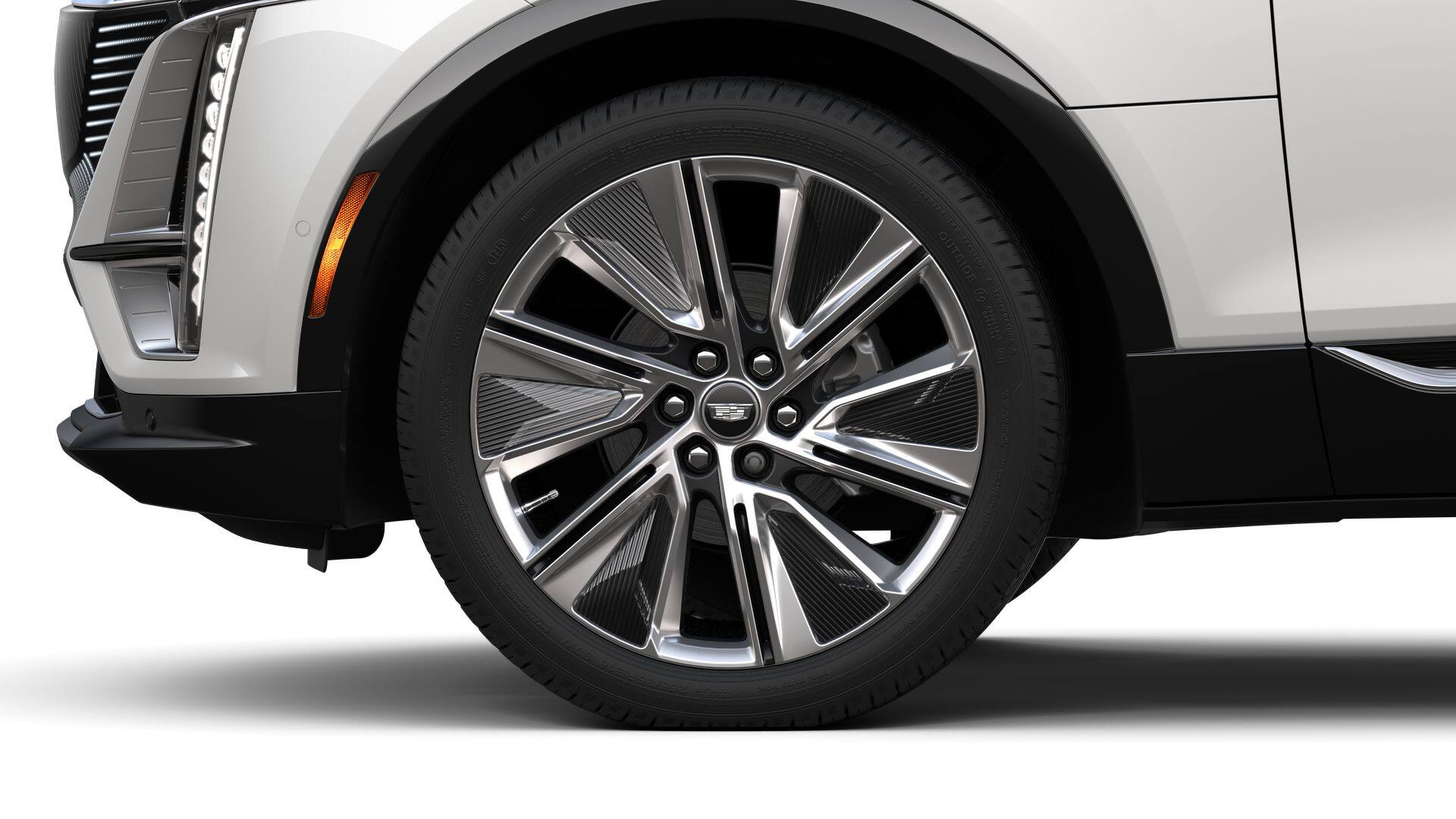 2025 Cadillac LYRIQ Luxury 3