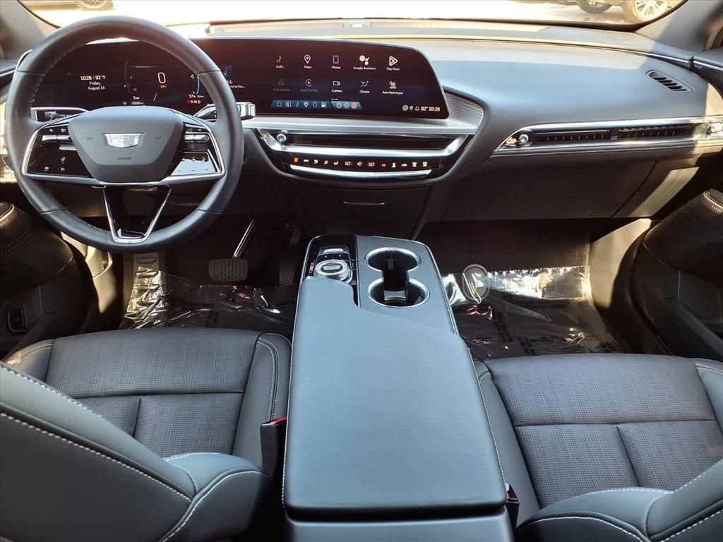 2024 Cadillac LYRIQ Sport 1