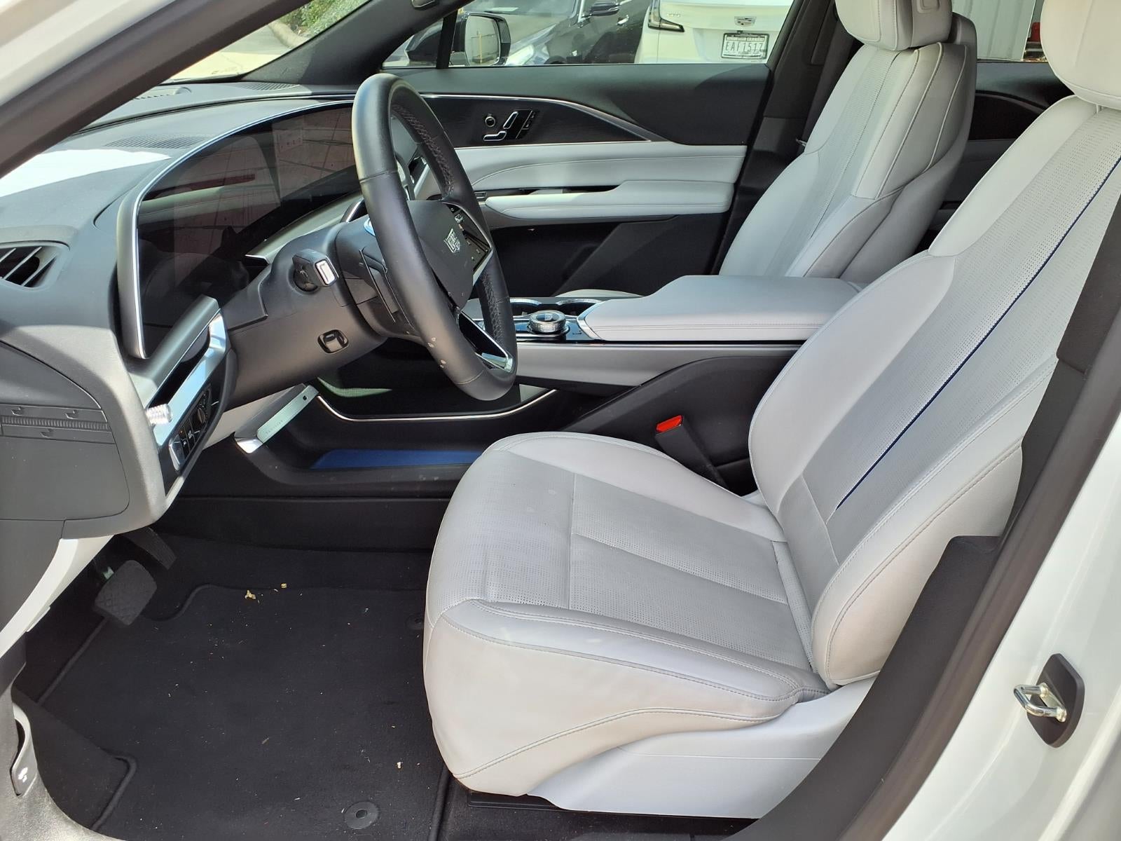 2024 Cadillac LYRIQ Sport 1