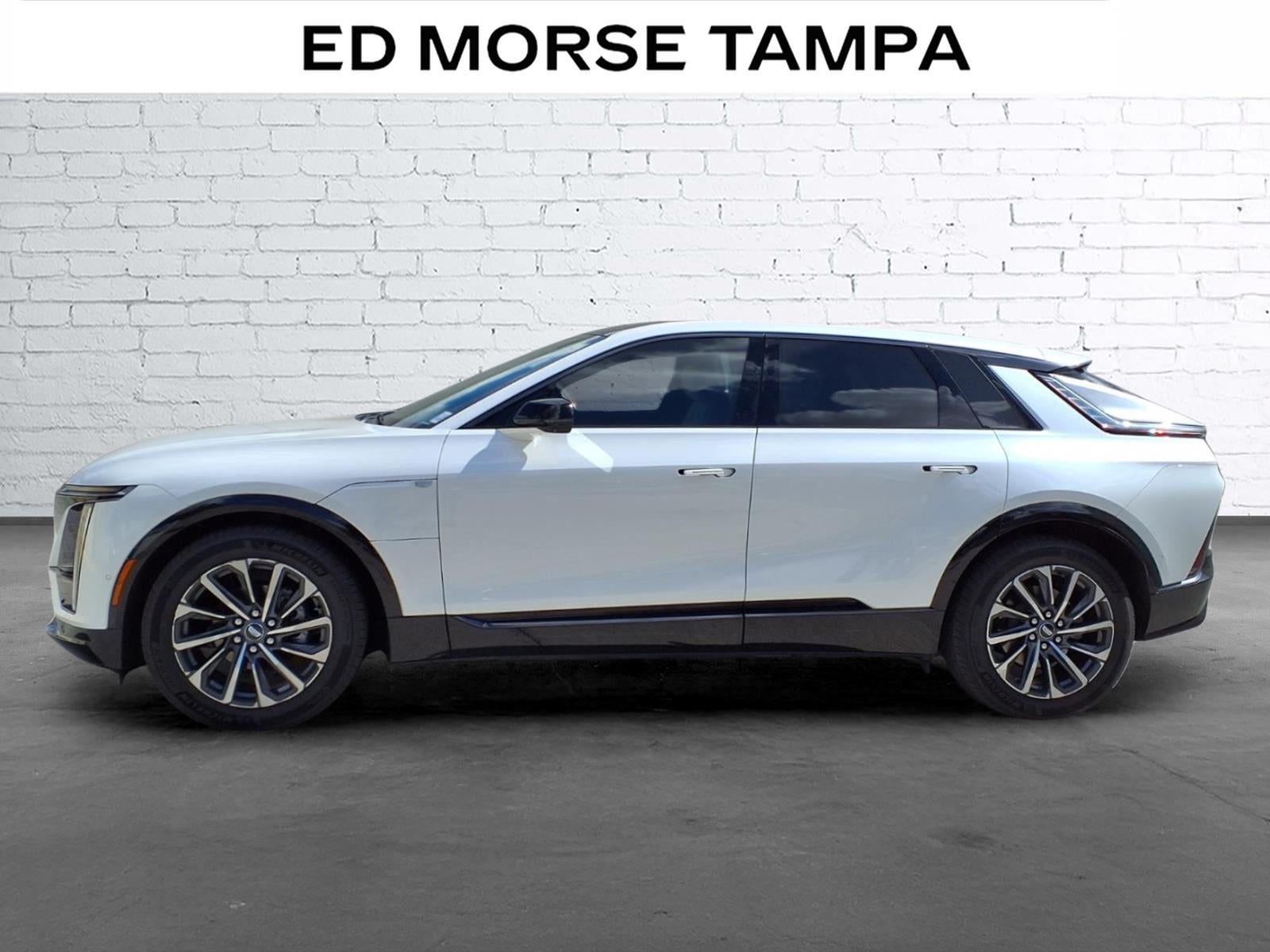 2024 Cadillac LYRIQ Sport 1