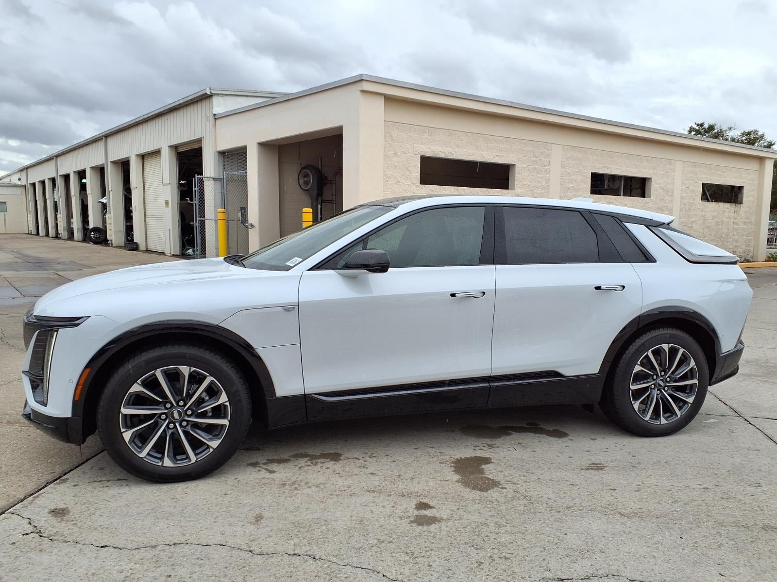 2026 Cadillac LYRIQ Sport