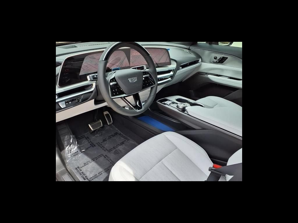 2027 Cadillac LYRIQ Sport