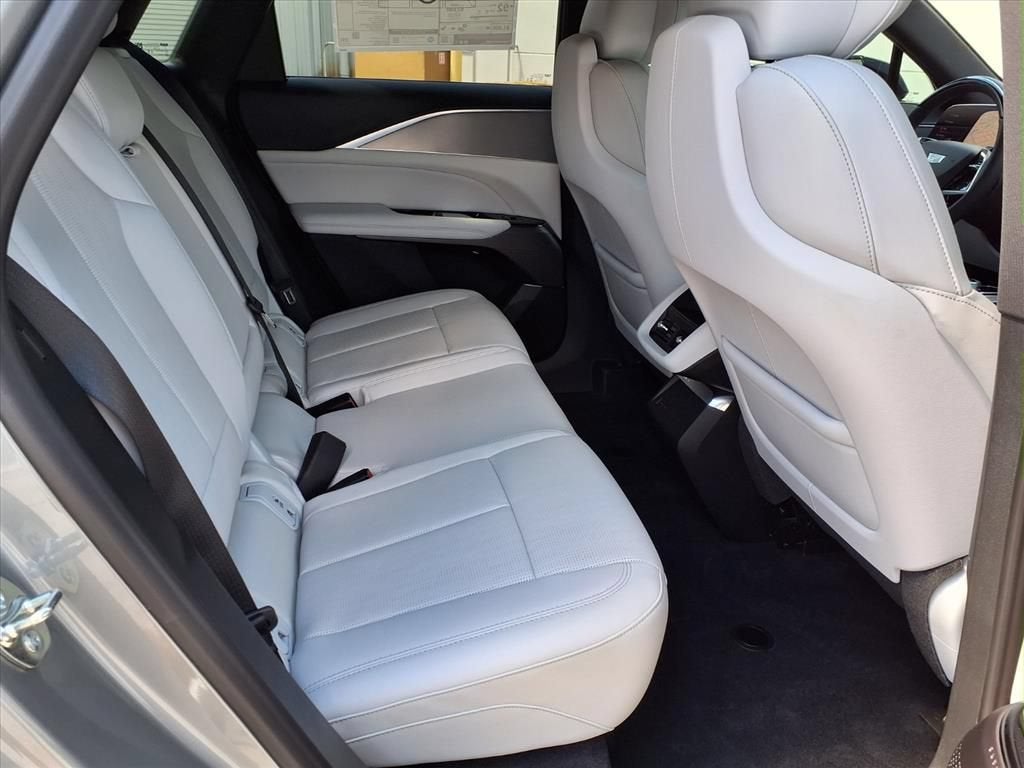 2027 Cadillac LYRIQ Sport