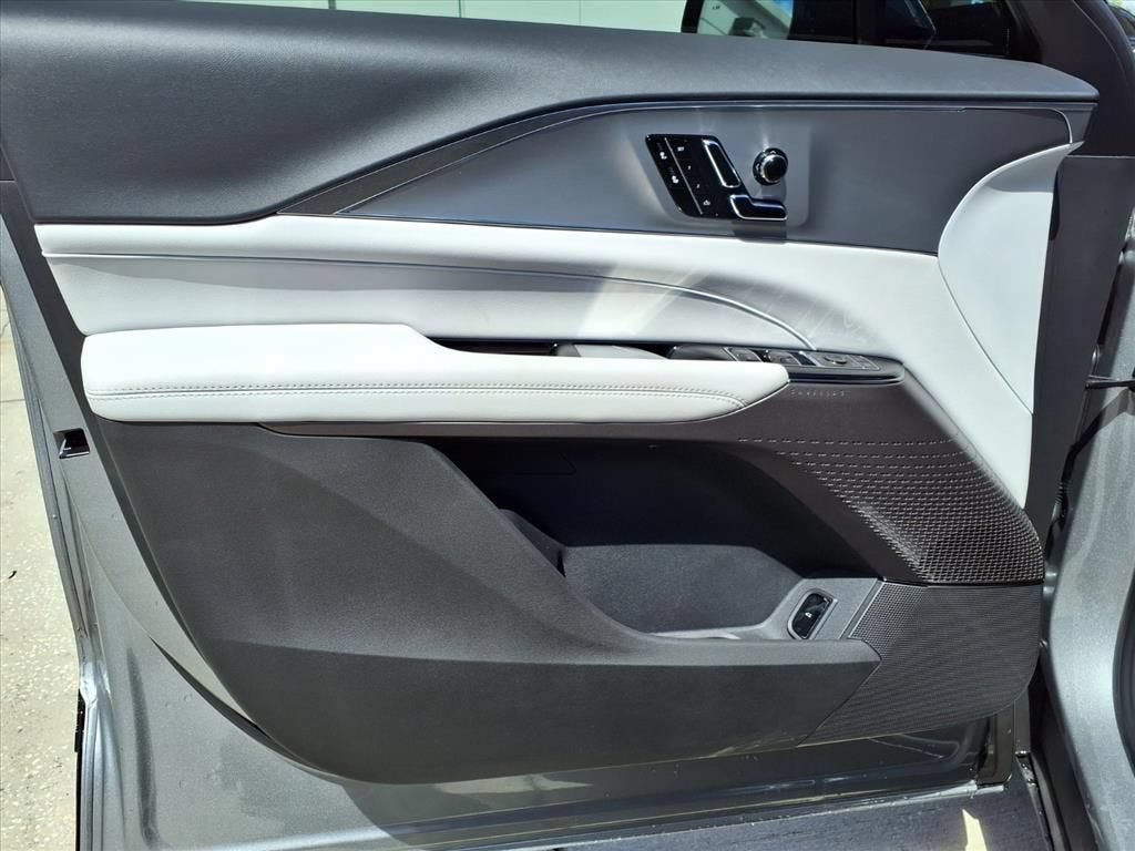 2027 Cadillac LYRIQ Sport