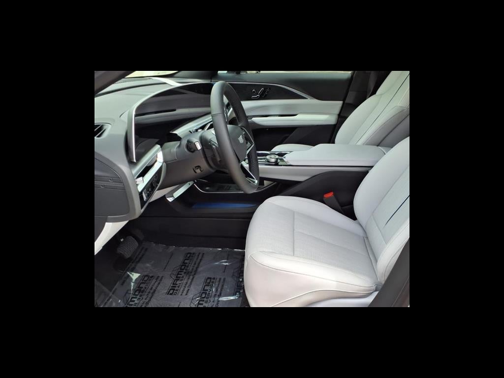 2025 Cadillac LYRIQ Sport 1