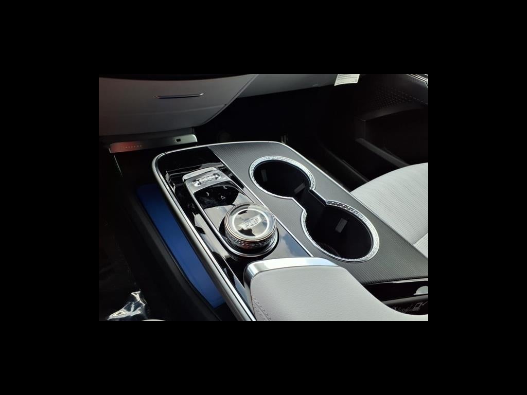 2025 Cadillac LYRIQ Sport 1